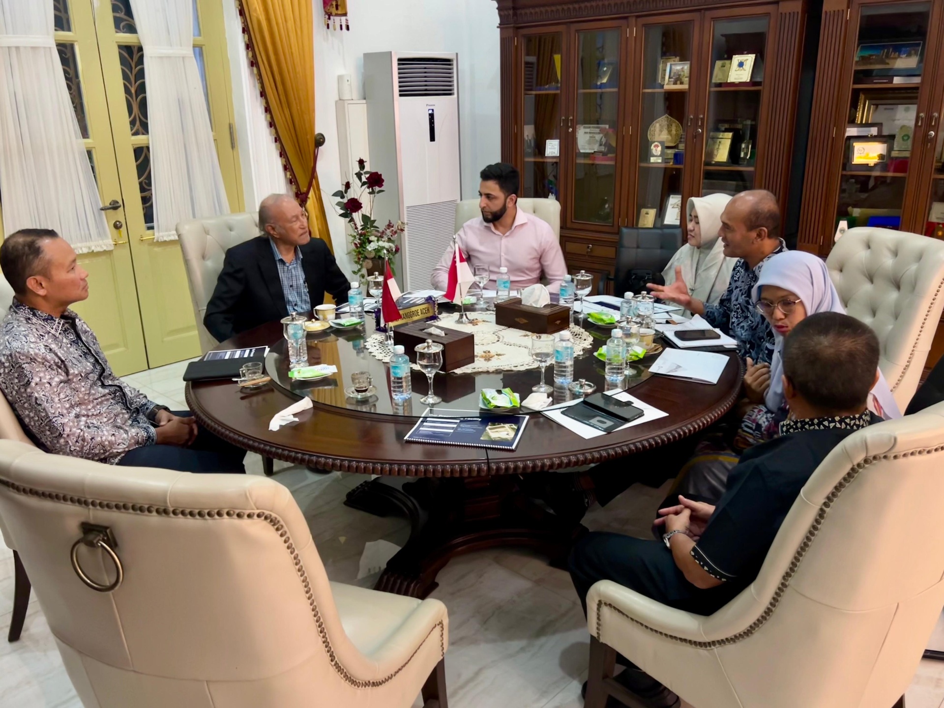 Invitation from the President of Banda Aceh, Indonesia, meeting with Federal Ministers to implement wastewater patent technology